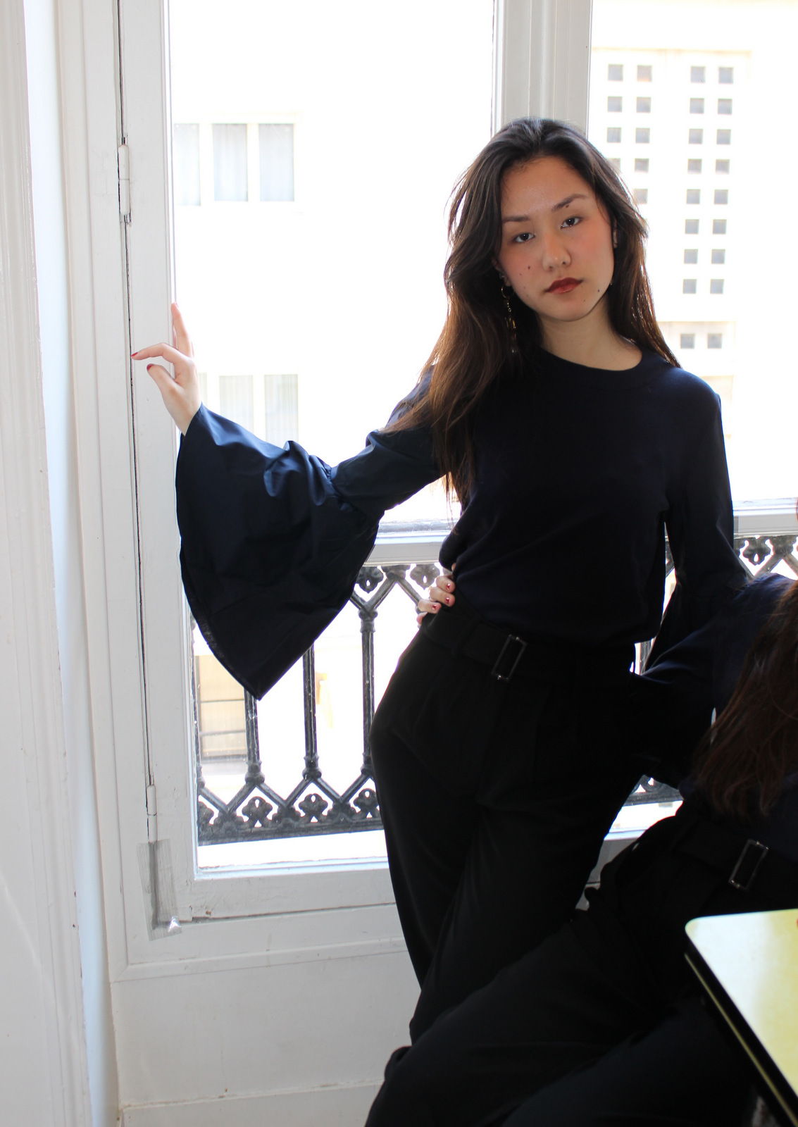 fille pantalon matière fluide noir 7/8ème ceinturé