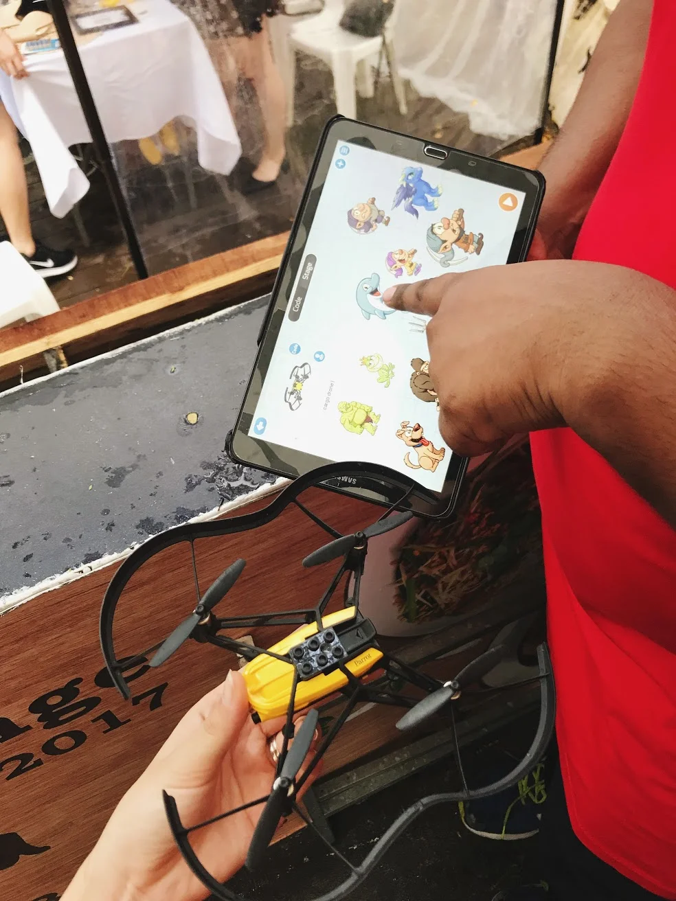 Our Freshly Squeezed series features unique guest workshops that provide an informal platform for the sharing of stories, knowledge and skills.