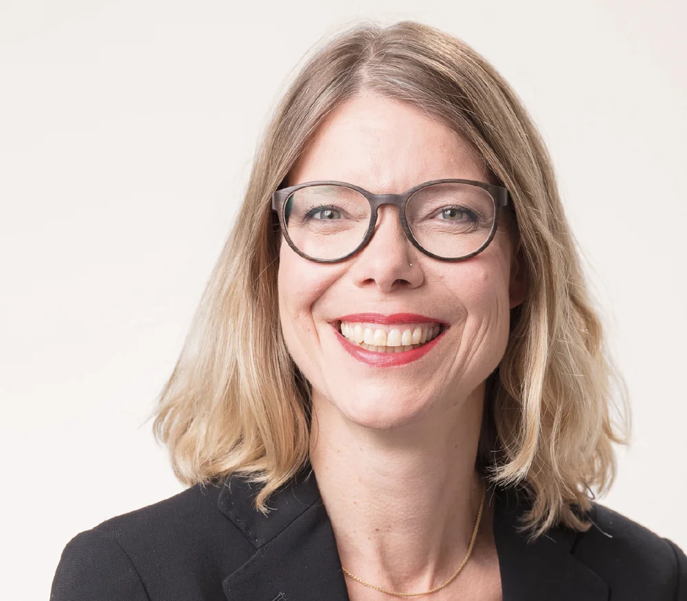 Frau Dr Med Marianne Breitbart