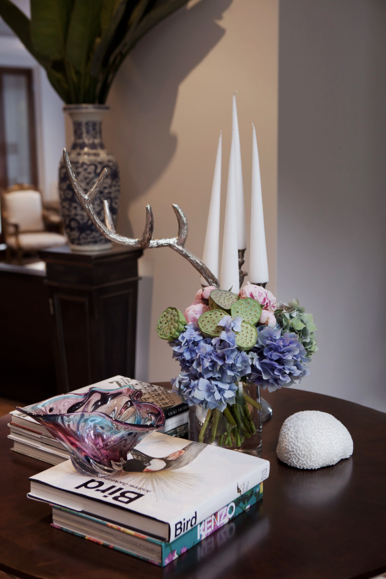 Kenmore Residence Decorative Vignette