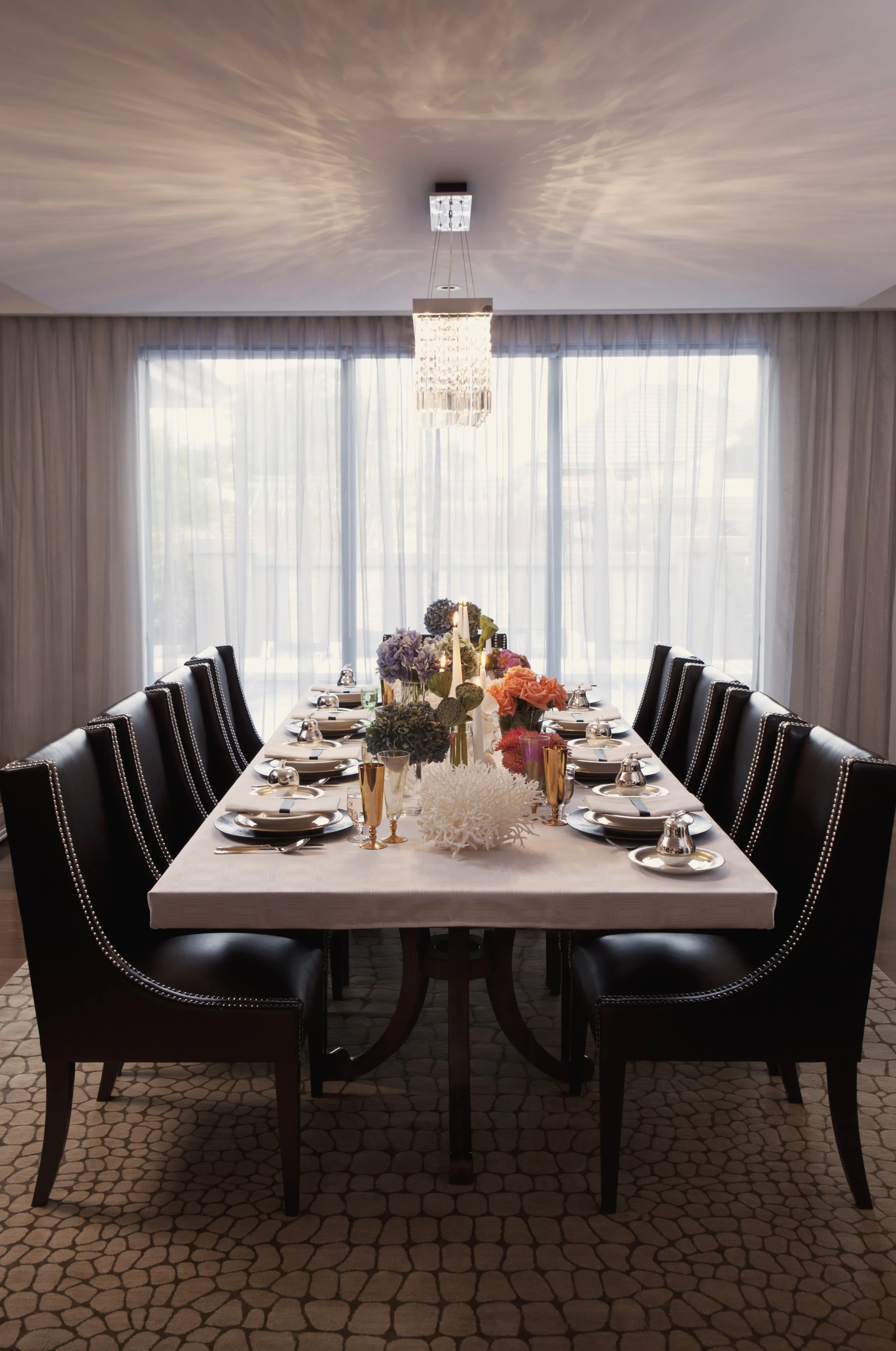 kenmore-residence-formal-dining-room-table-setting.jpeg