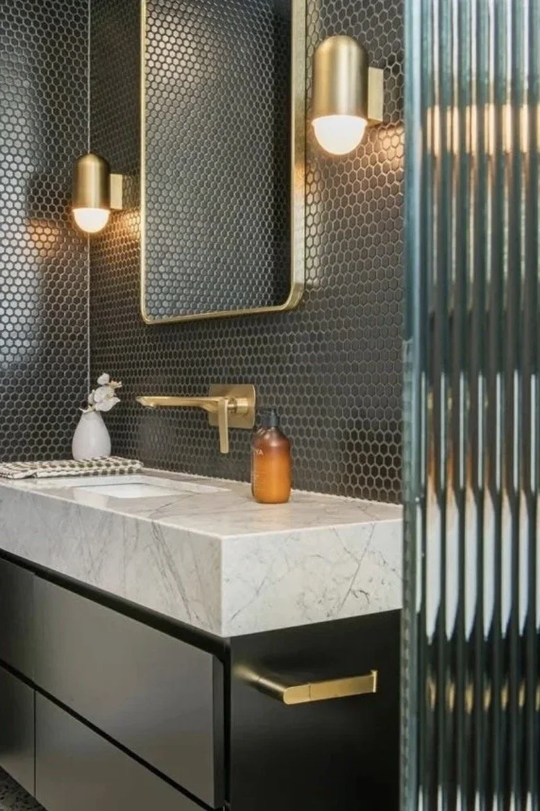 Wolli-Bathroom-Black.jpeg