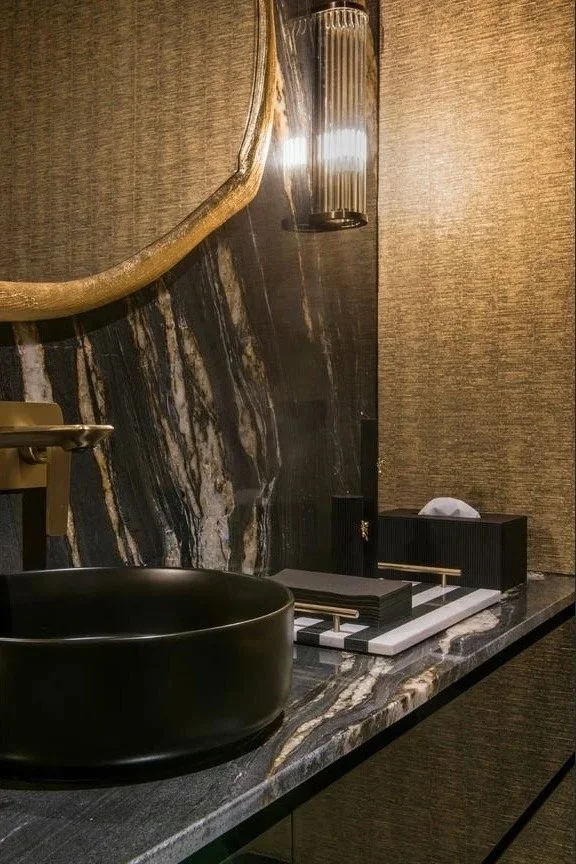 Market-Bathroom+Large.jpg