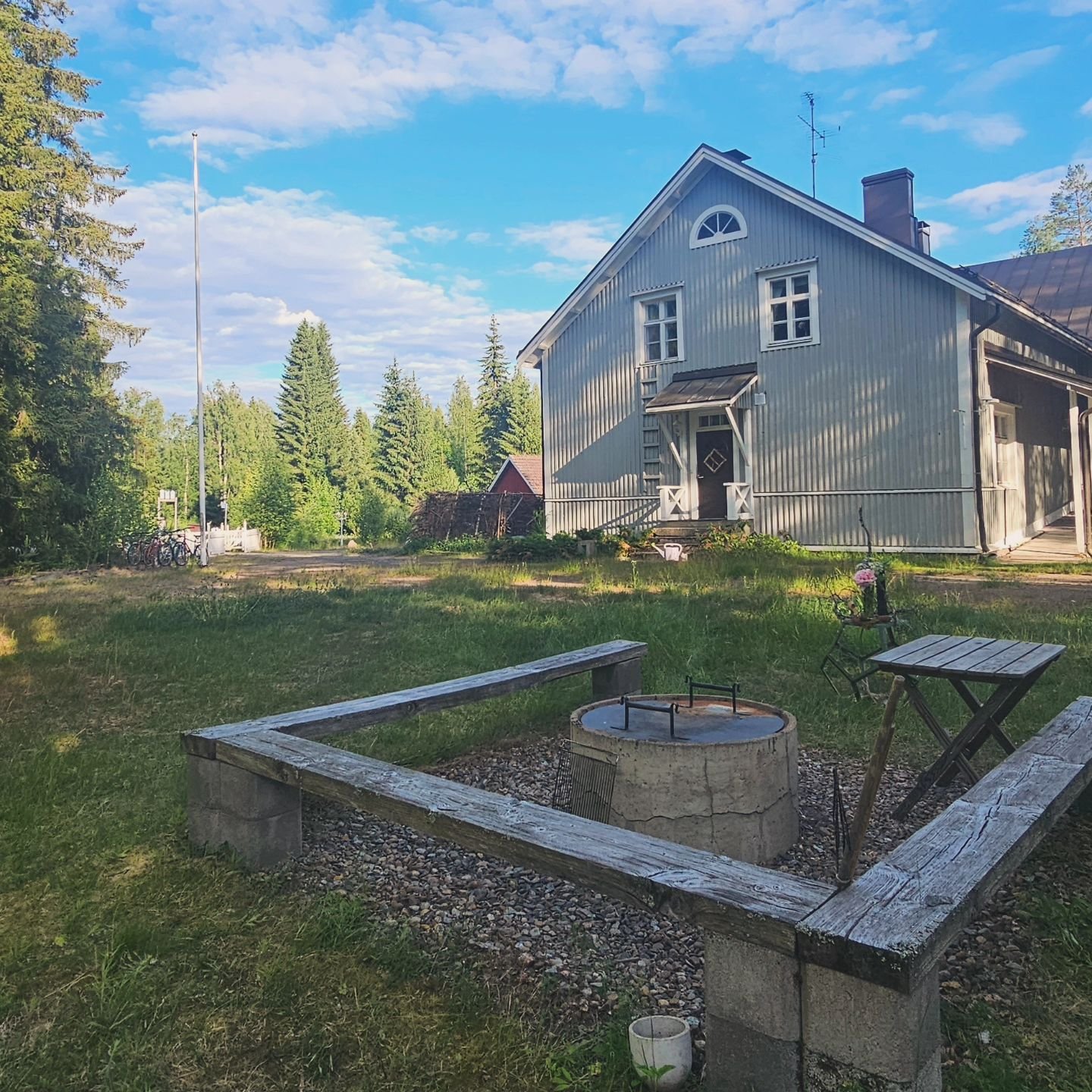 June part ♊️ 
Joutsa, Finland.
@tuotuoarts residency exploring folklore &amp; ancestry through voice with @el_hardwick and @shireenqart during midsummer's eternal daylight.
Fell in love and into rhythm with water and its movements, the power of its m