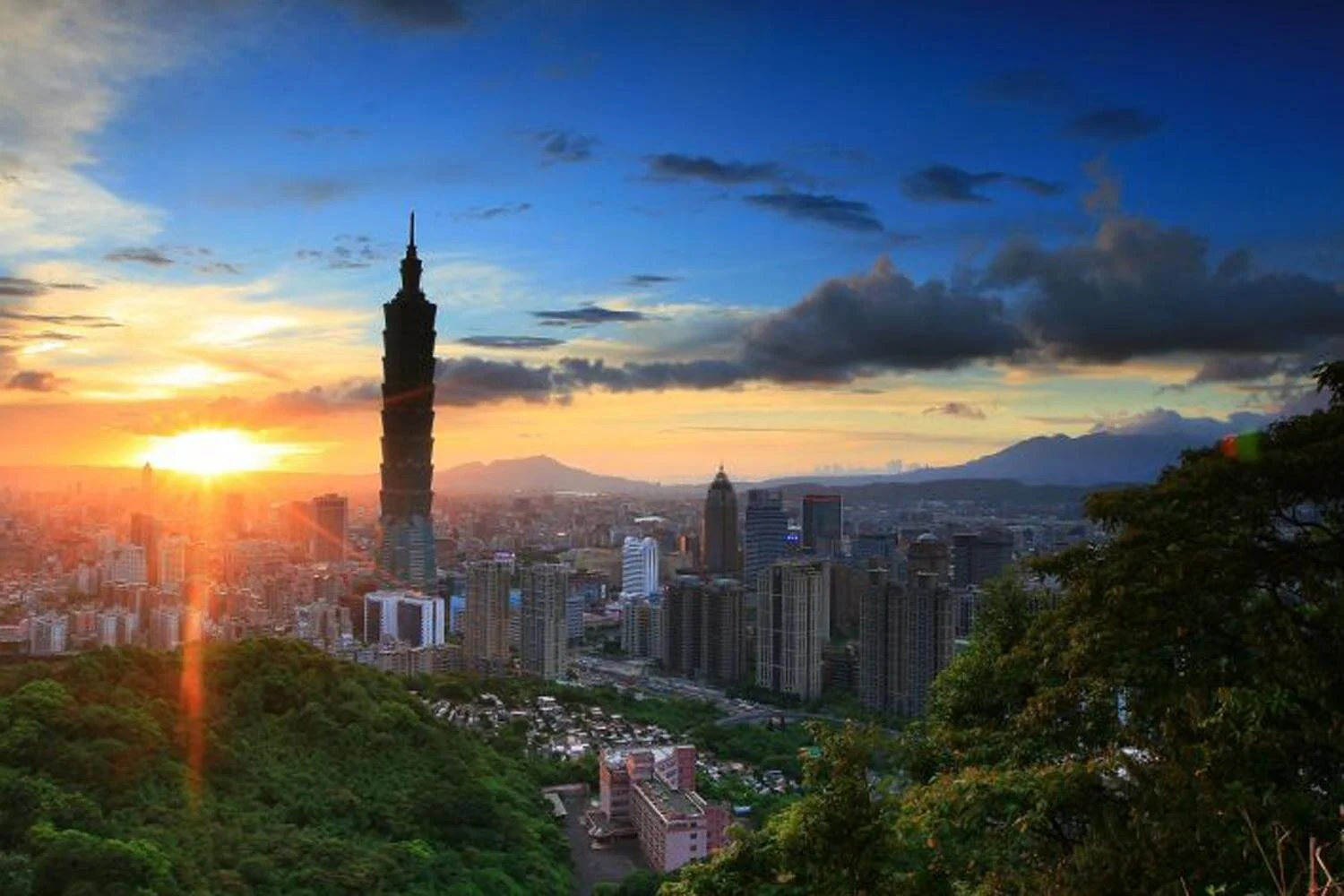 Taipiei HOME IMAGE .jpg