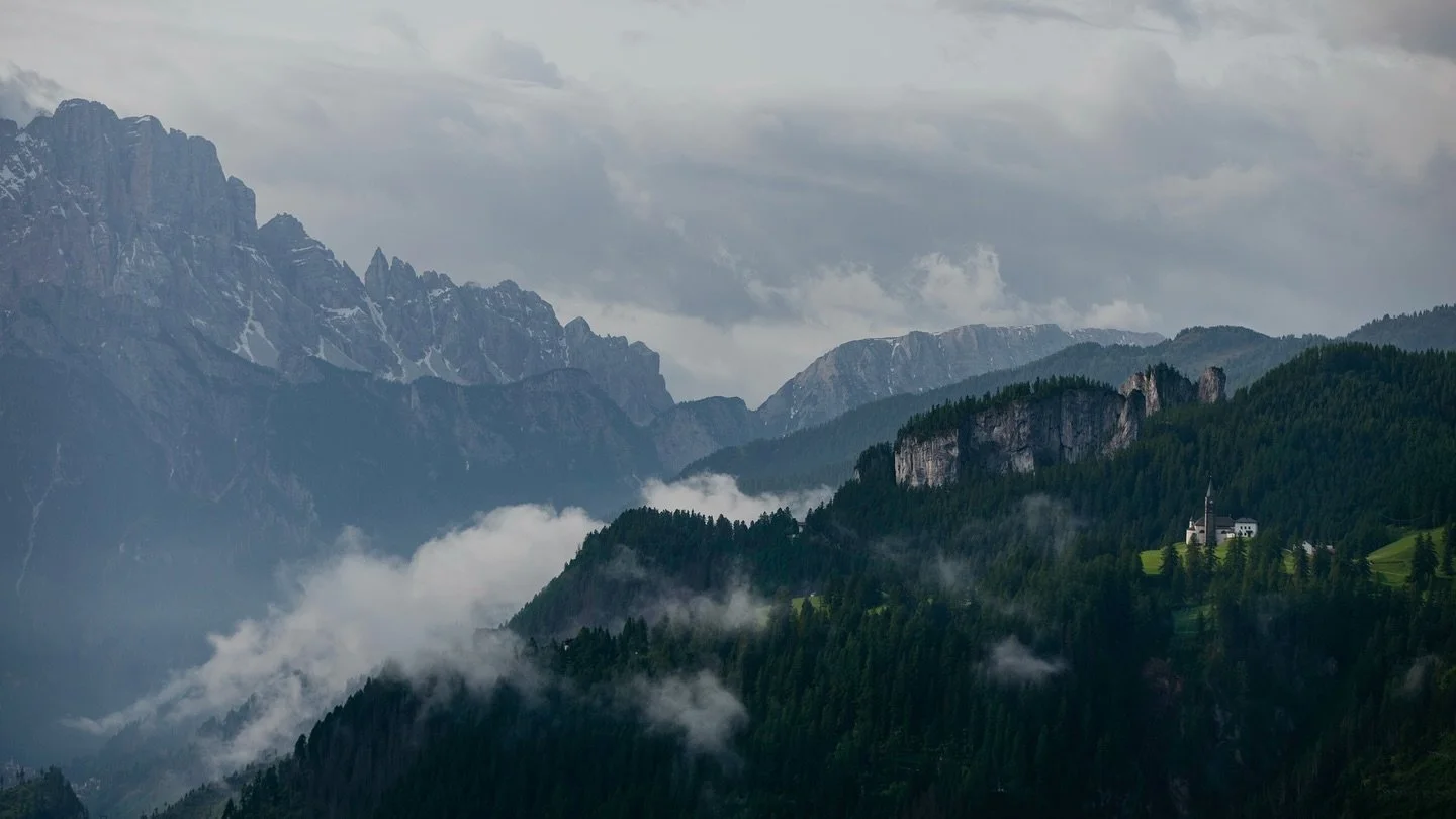 Dolomites video game mode activated 🕹️

We stumbled upon this dramatic scene whilst driving from Alta Badia to Cortina on our first full day in the Dolomites. One thing was for sure, we had finally arrived in this mountain Mecca.

The area around Co