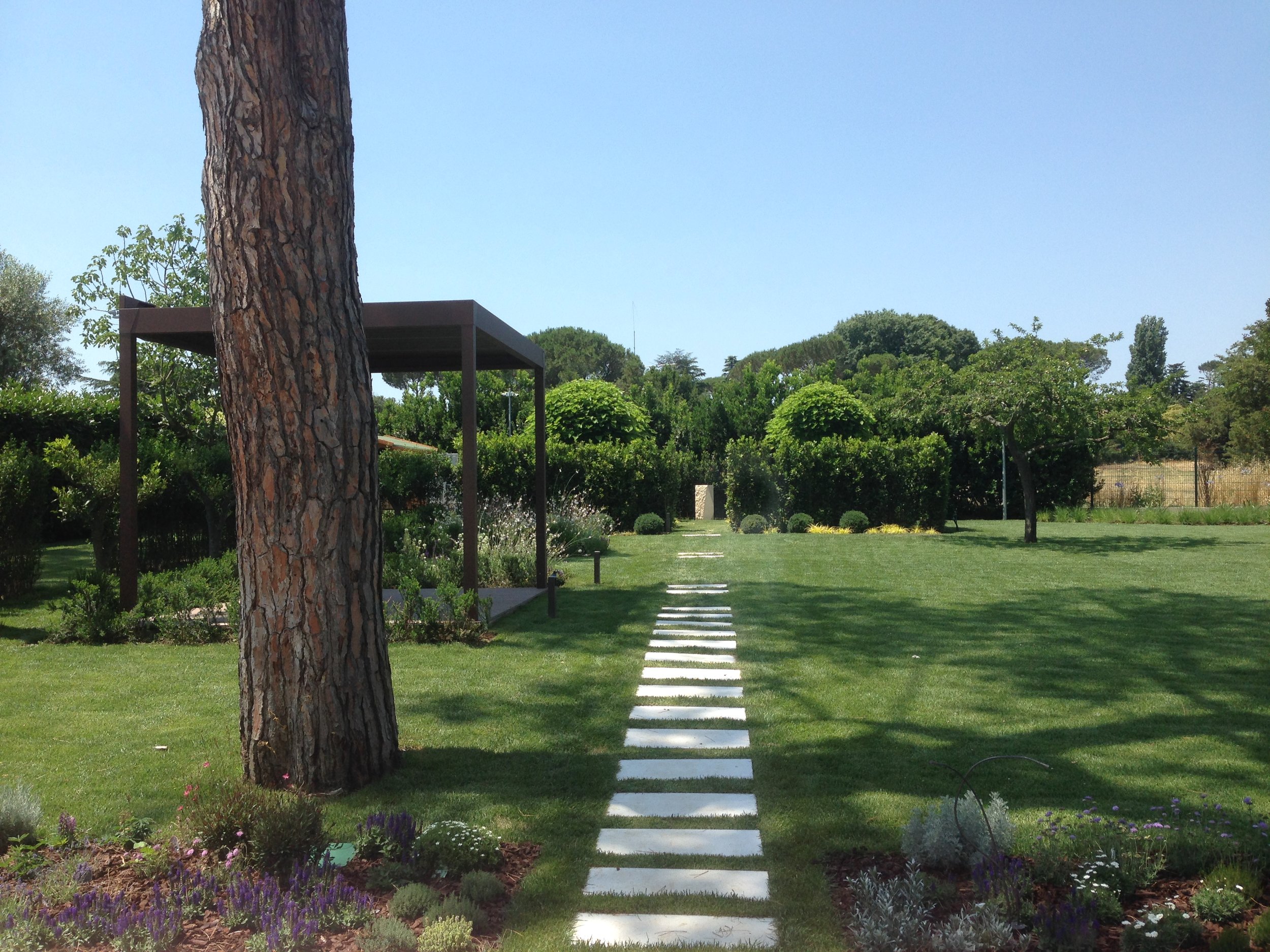 ROME GARDEN