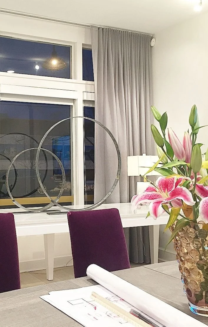 What To Take into Consideration When Picking Blinds vs. Curtains