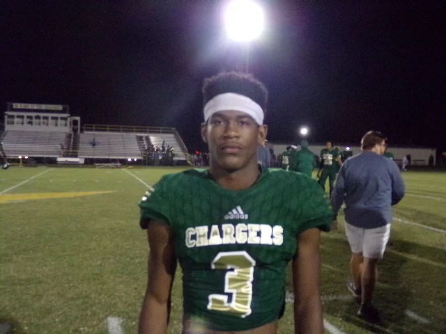 Michael Webb scores four touchdowns to lift Chargers over Hawks