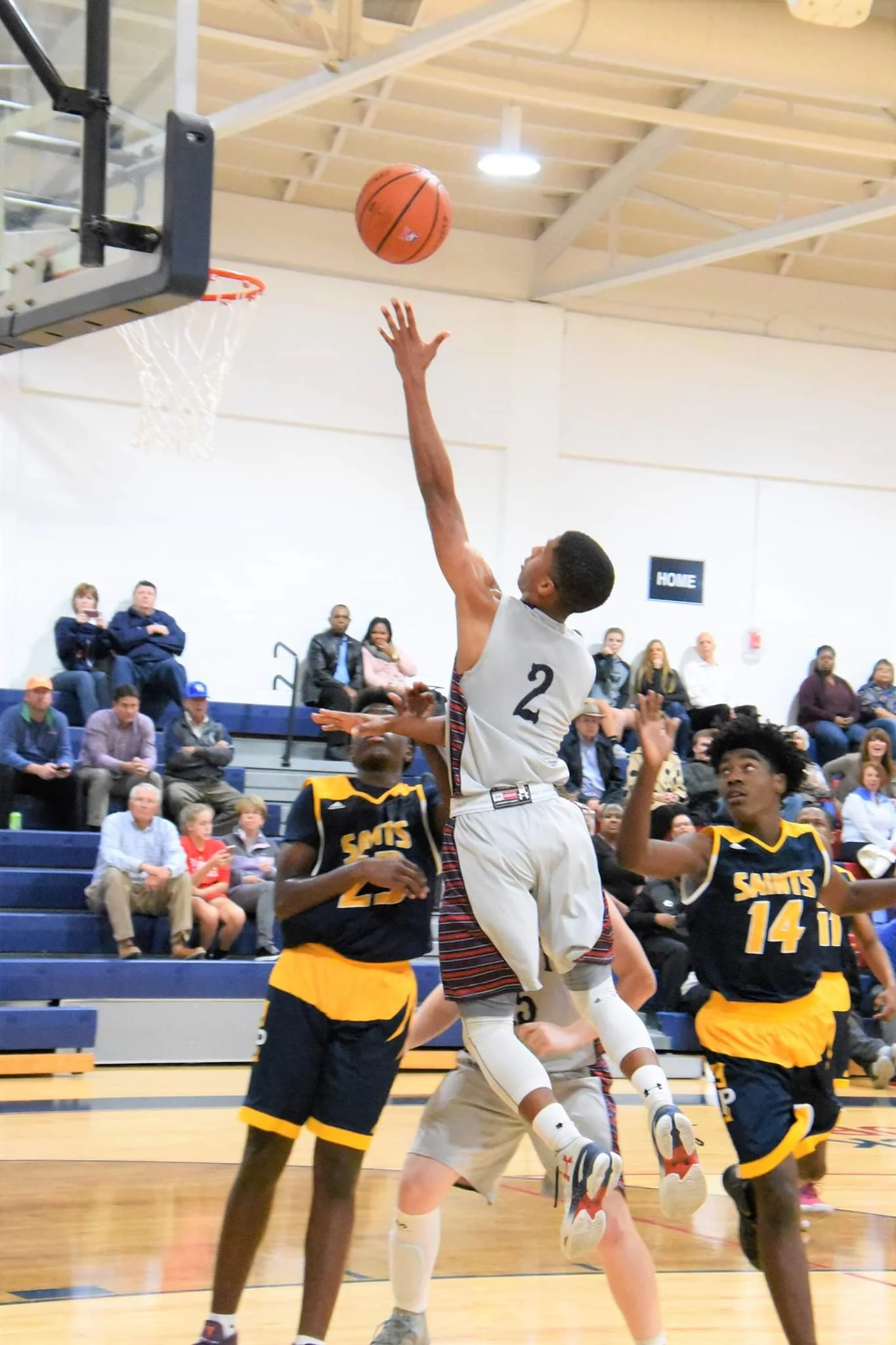 Arendell Parrott defeats John Paul II in boys' basketball season opener