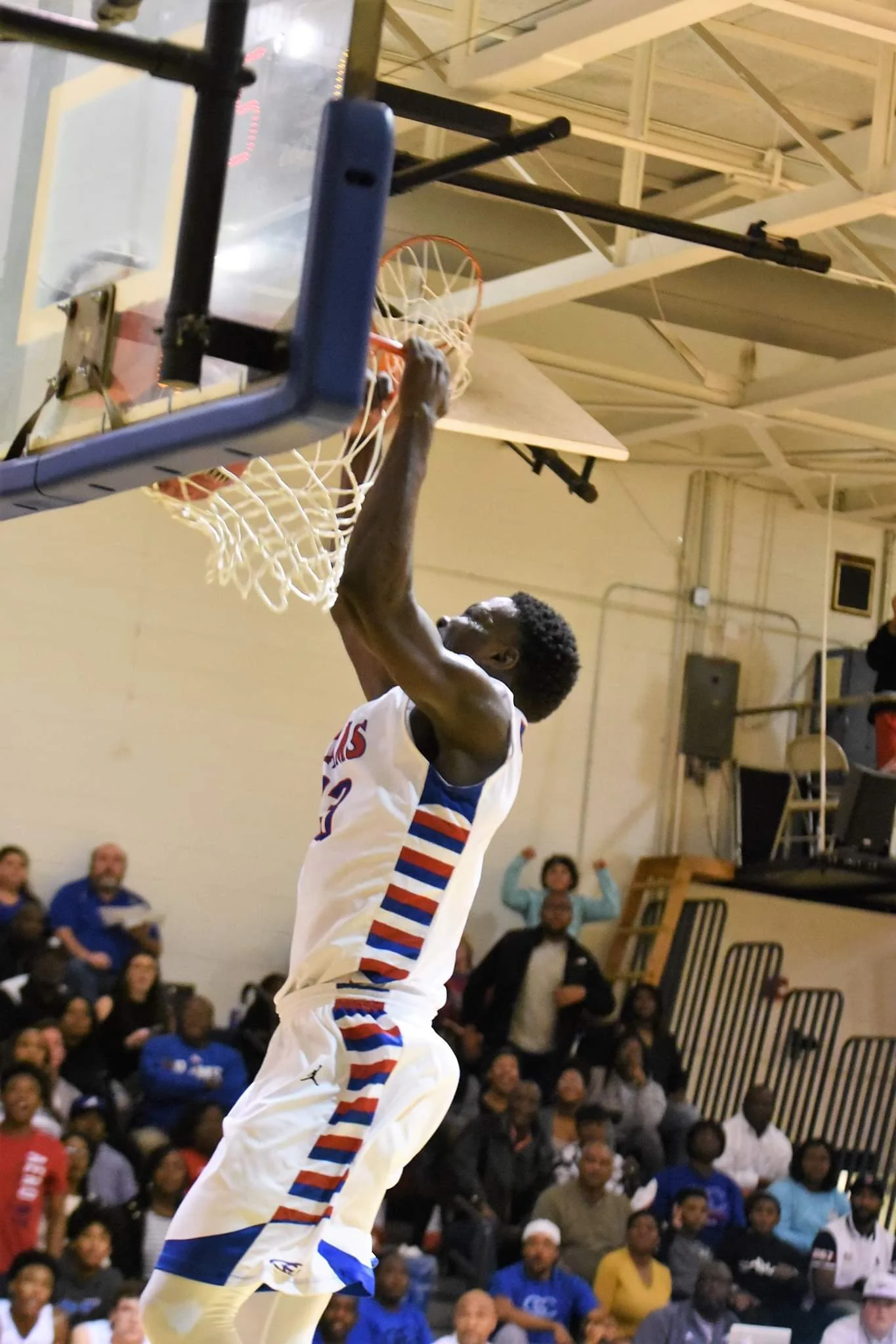 Greene Central wins first game in the Blue Edwards Era