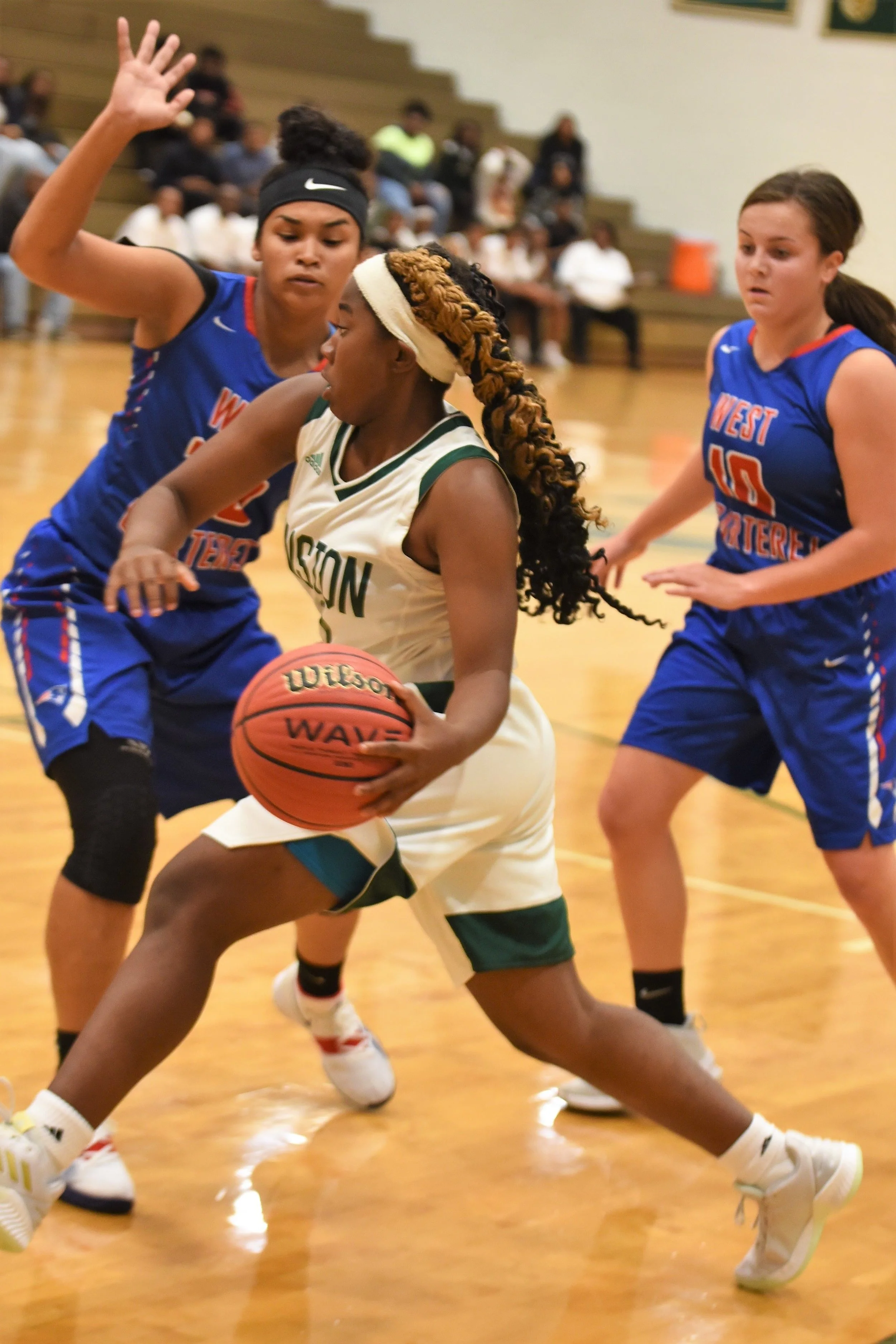 Kinston falls to Heritage in first round of John Wall Invitational
