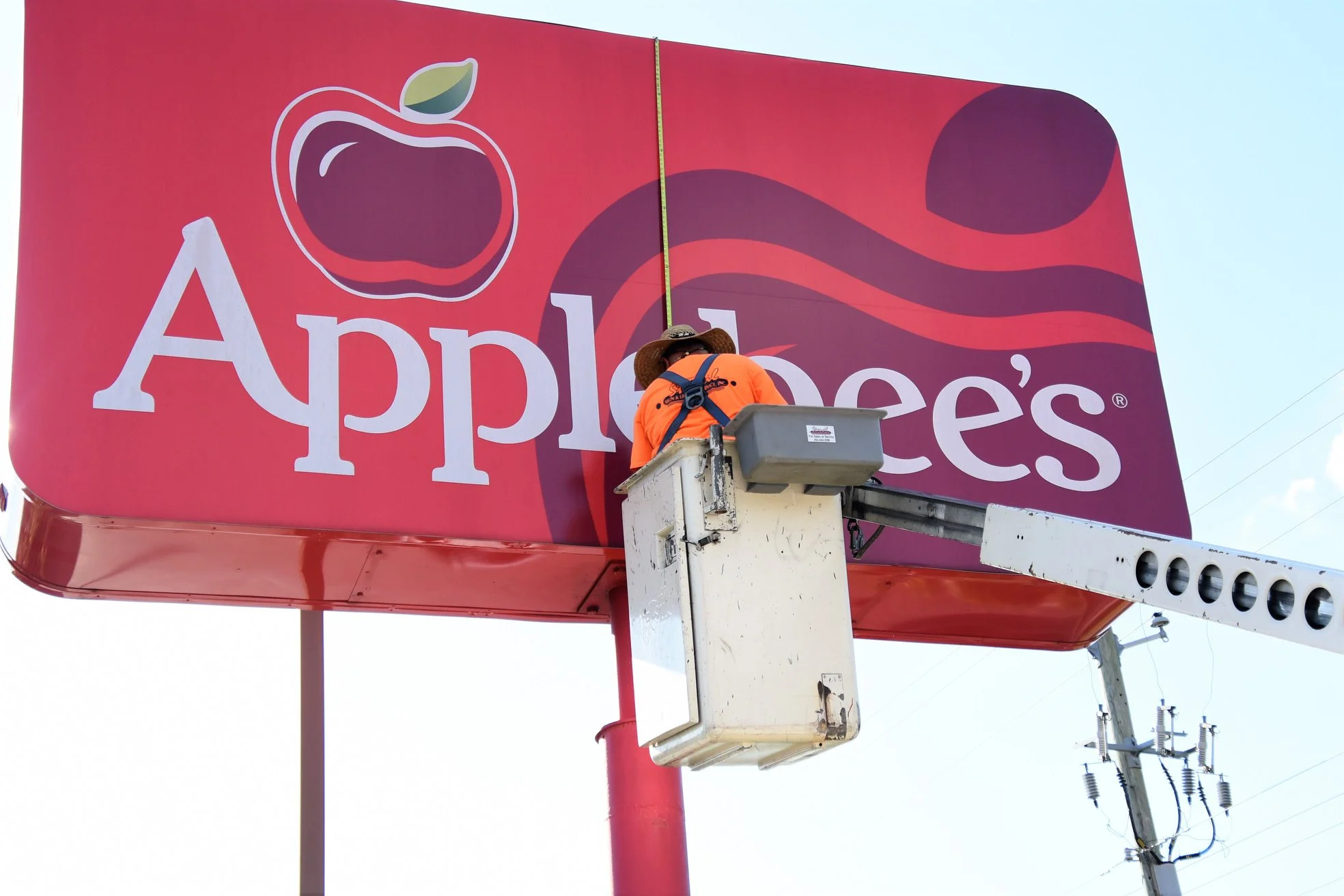 Applebee's.jpg