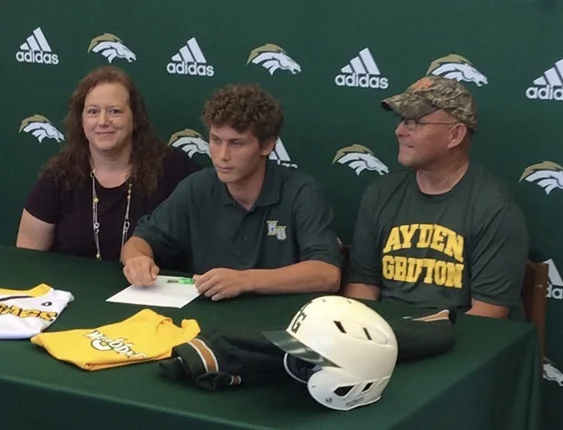 A-G's Ross signs with Methodist for baseball