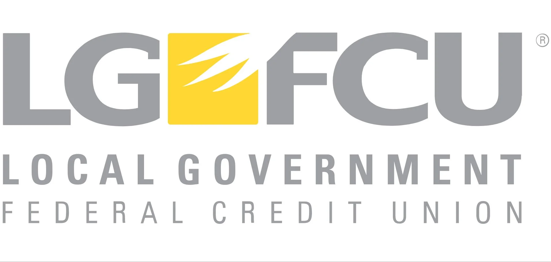 Area students receive LCFCU scholarships