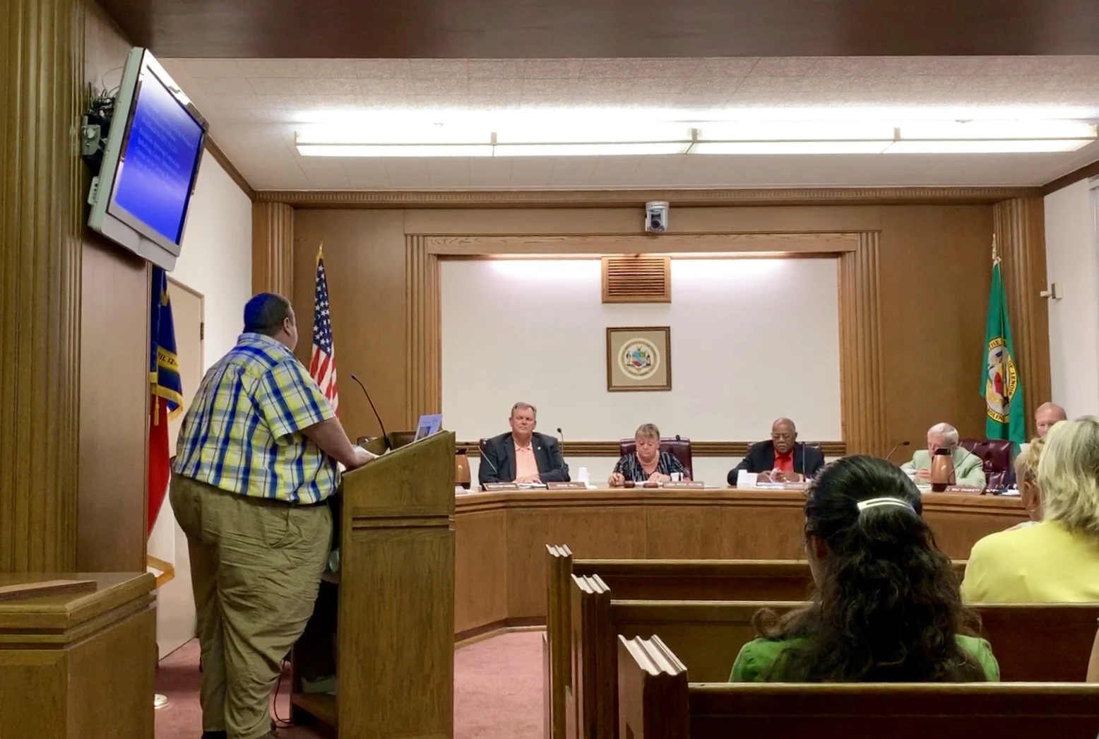 Lenoir commissioners approve contract for courthouse repairs