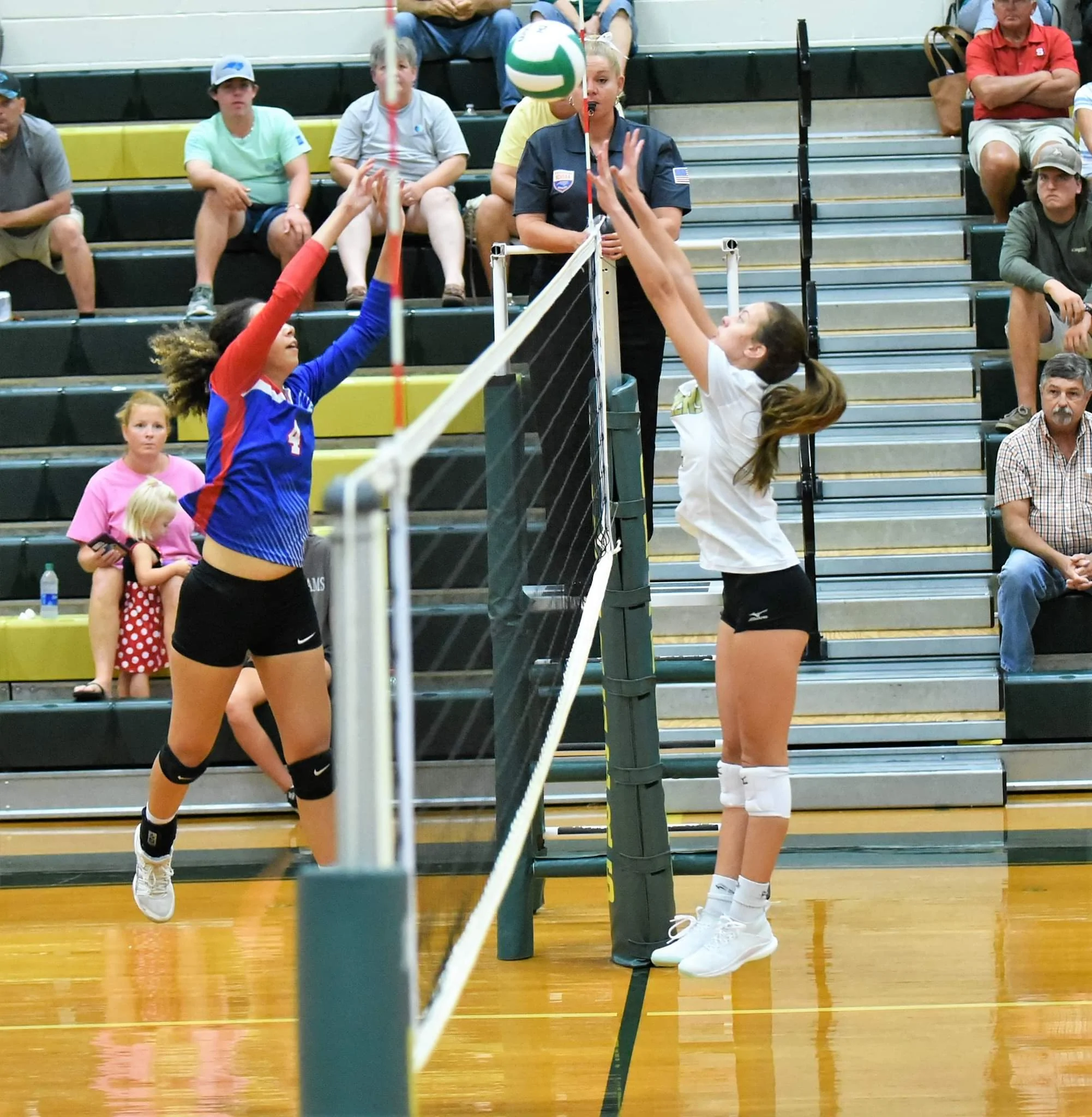 Ayden-Grifton continues ECC streak in win over West Craven