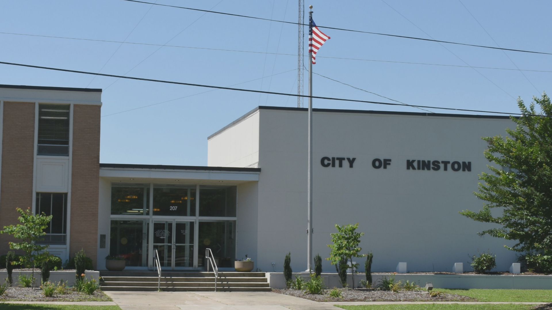 Kinston City Council approves incentives for new industry, hires lobbying firm as residents press for action on crime, homelessness