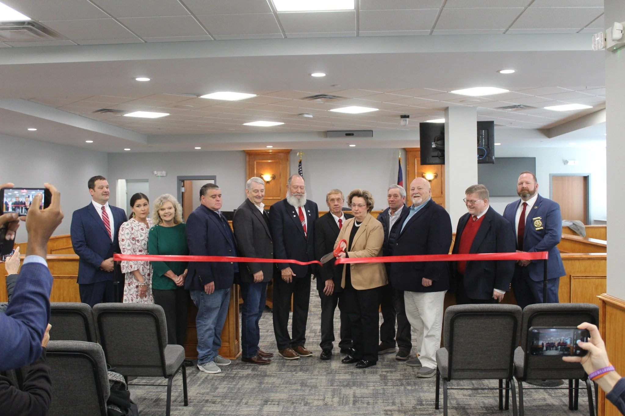 Greene County holds ribbon cutting for new Courtroom 2 at justice center