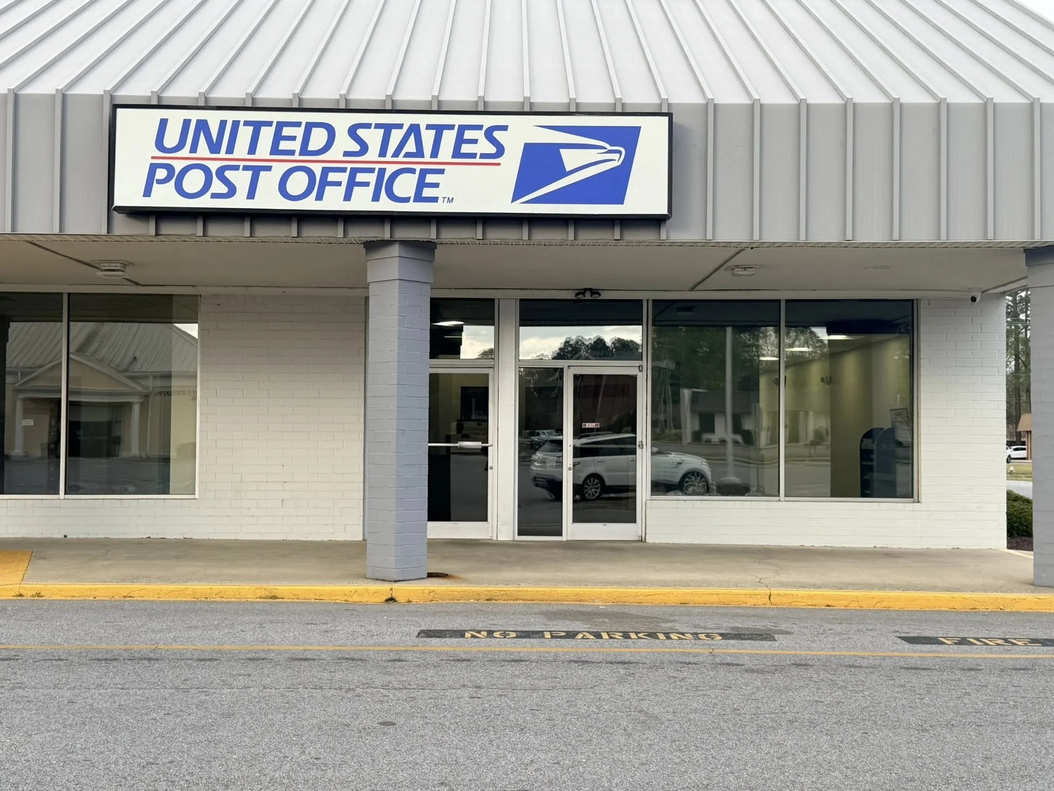 Plaza post office regains full counter service in Kinston