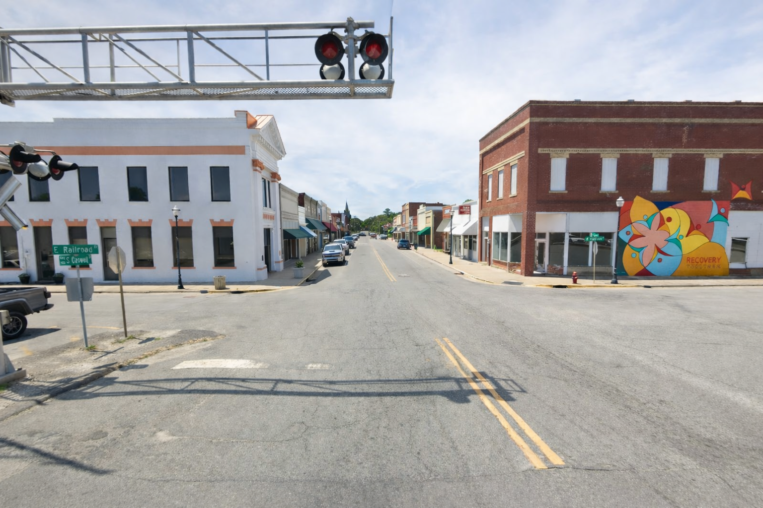 La Grange council approves donation strategy for deteriorating downtown building
