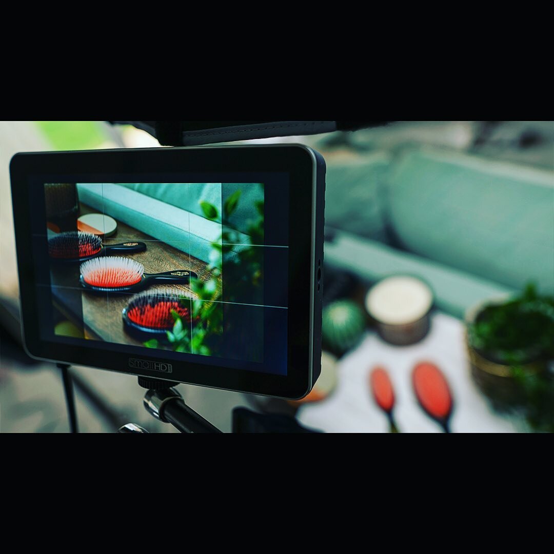 Clear Vision.
.
.
.
#photography  #camera #videoproduction #productphotography #productlaunch #bokeh #cameramonitor 
#sonycamera #colourgrade #a7riii #sonyalpha #sigmaart #smallhd