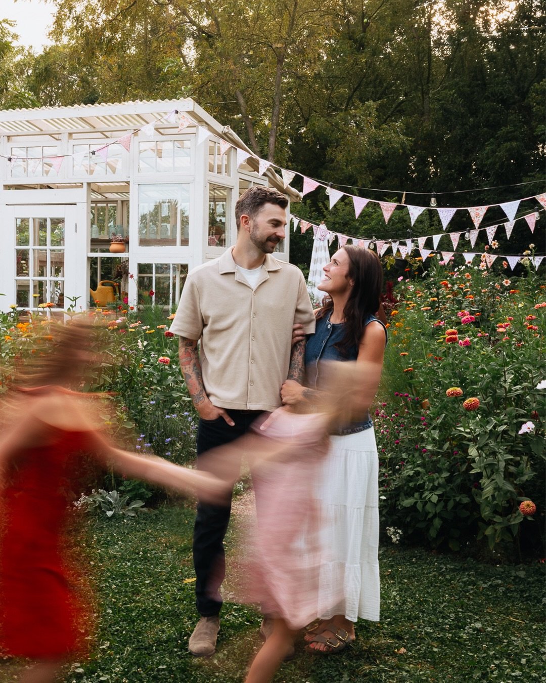 Meyers Family
.
@elliekmeyers @lukewmeyers 
.
#cedarfallsphotographer #cedarvalleyphotographer #iowaphotographer