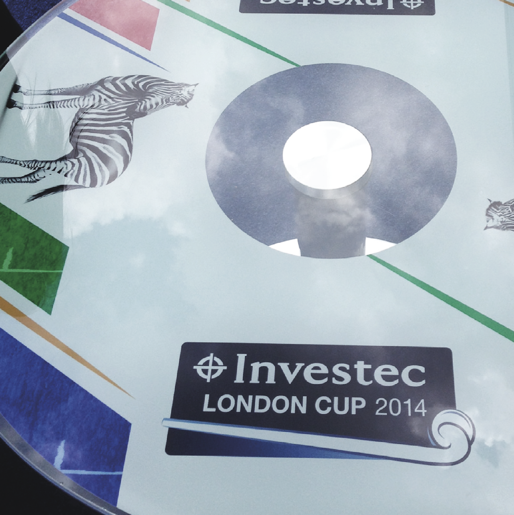 London Cup Poseur Table.png