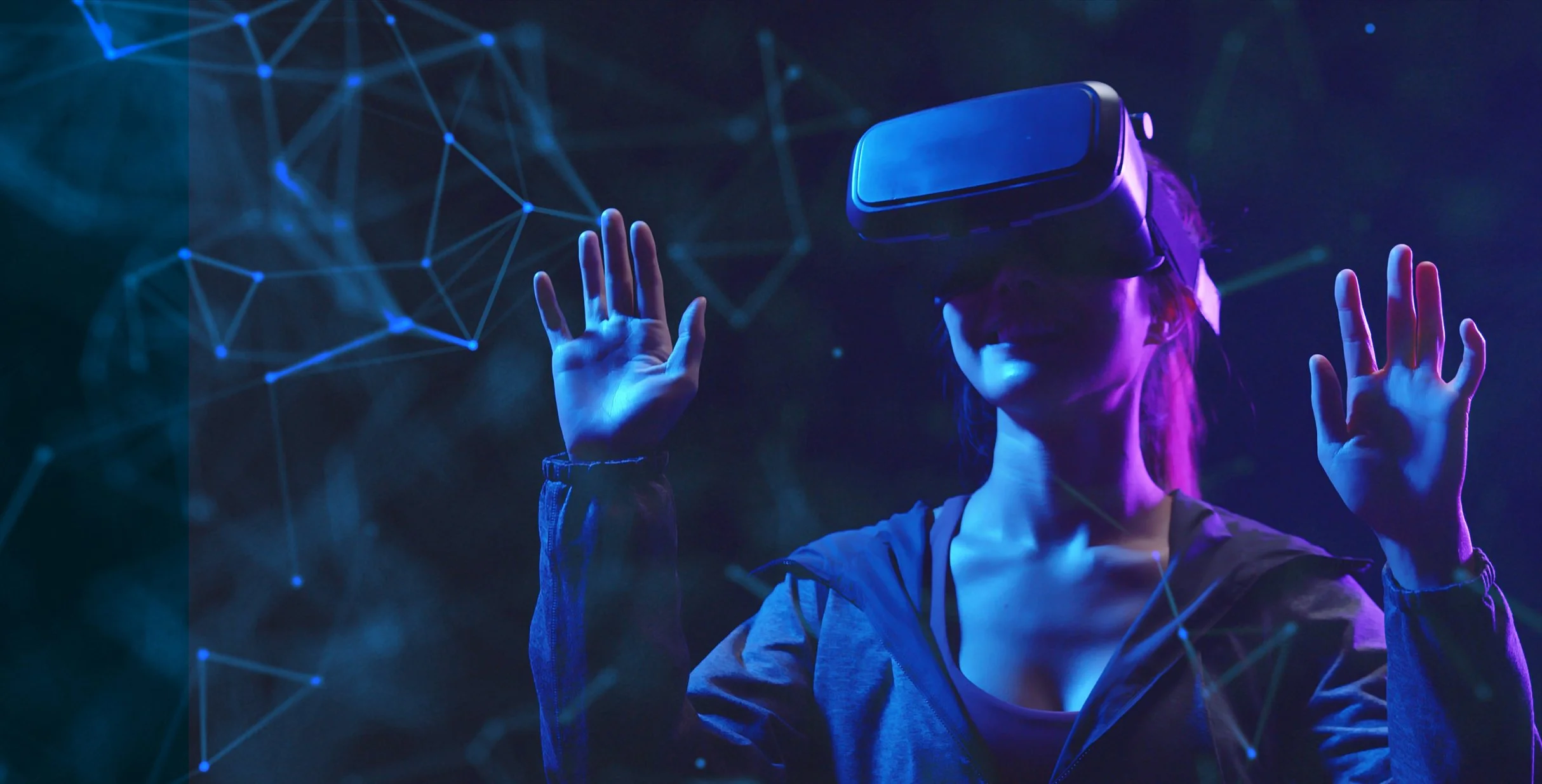 Last week I facilitated a workshop in the Metaverse. And in person. At the same time. Here's how!