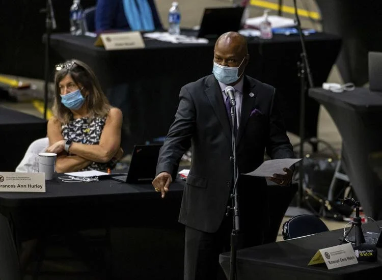 Illinois lawmaker seeks 'starting point' of $1 billion investment in black communities