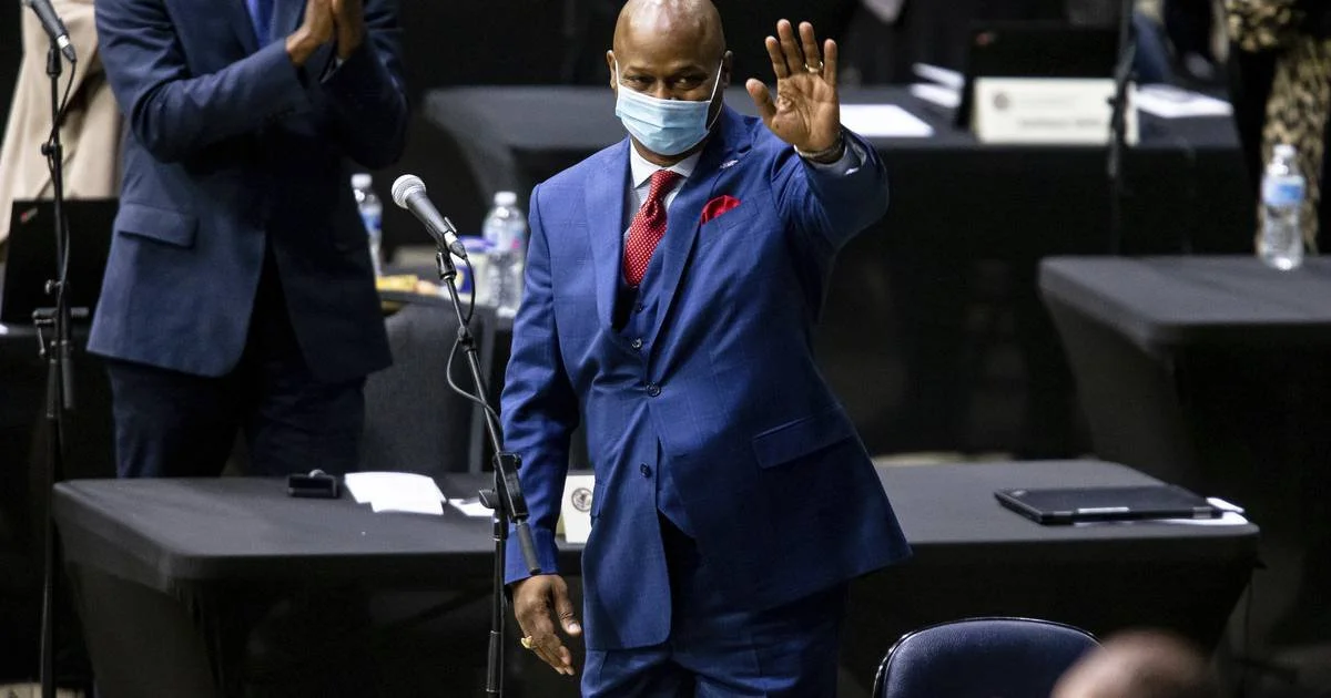 The toppling of Michael Madigan: How his reign ended and Emanuel ‘Chris’ Welch’s emerged