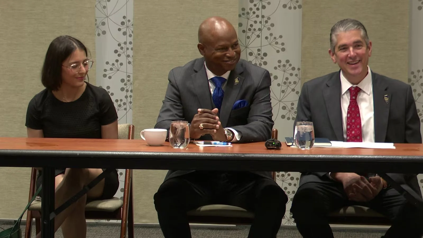 Northern Illinois leaders hold roundtable in Rockford