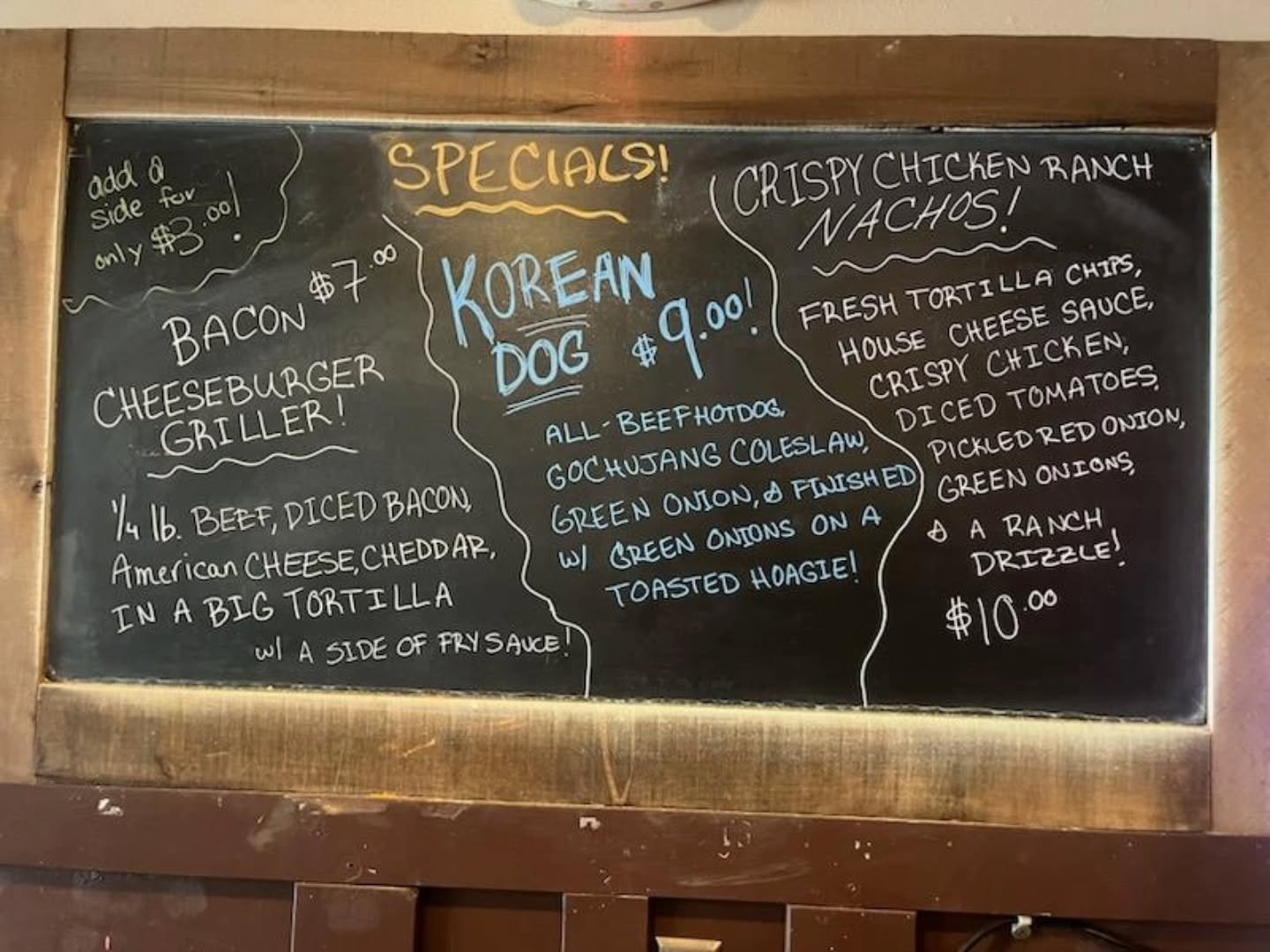 SPECIALS!!!

Cheap and delicious eats here at The TAV!

Come down and eat local at a Spokane staple!

Welcome to Summer!