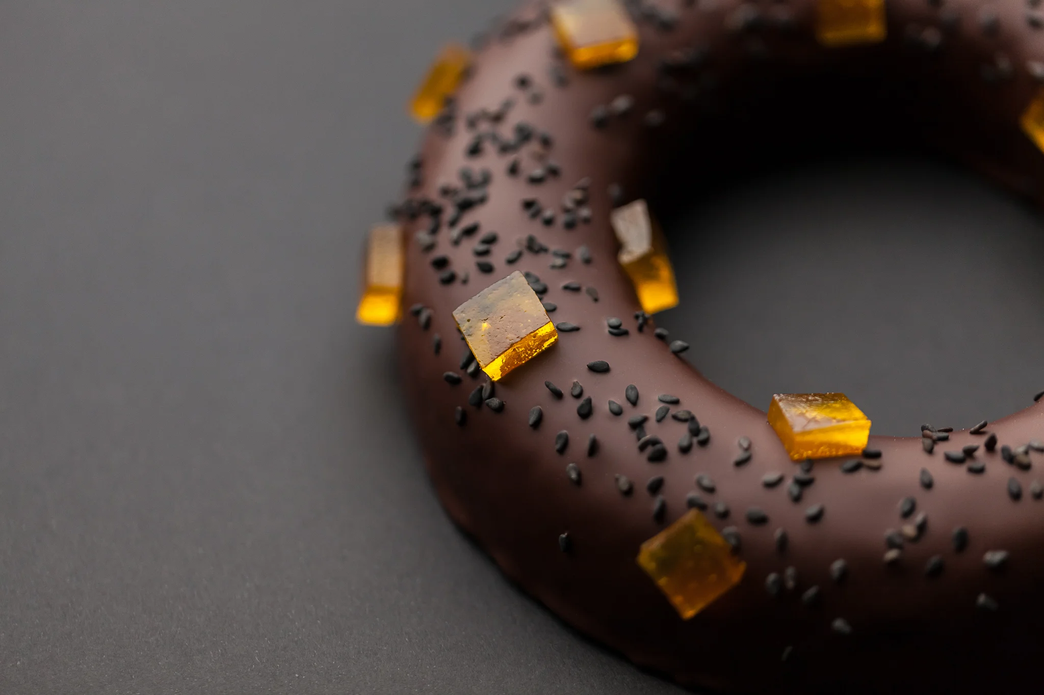 patrice_black_sesame_financier-01.jpg