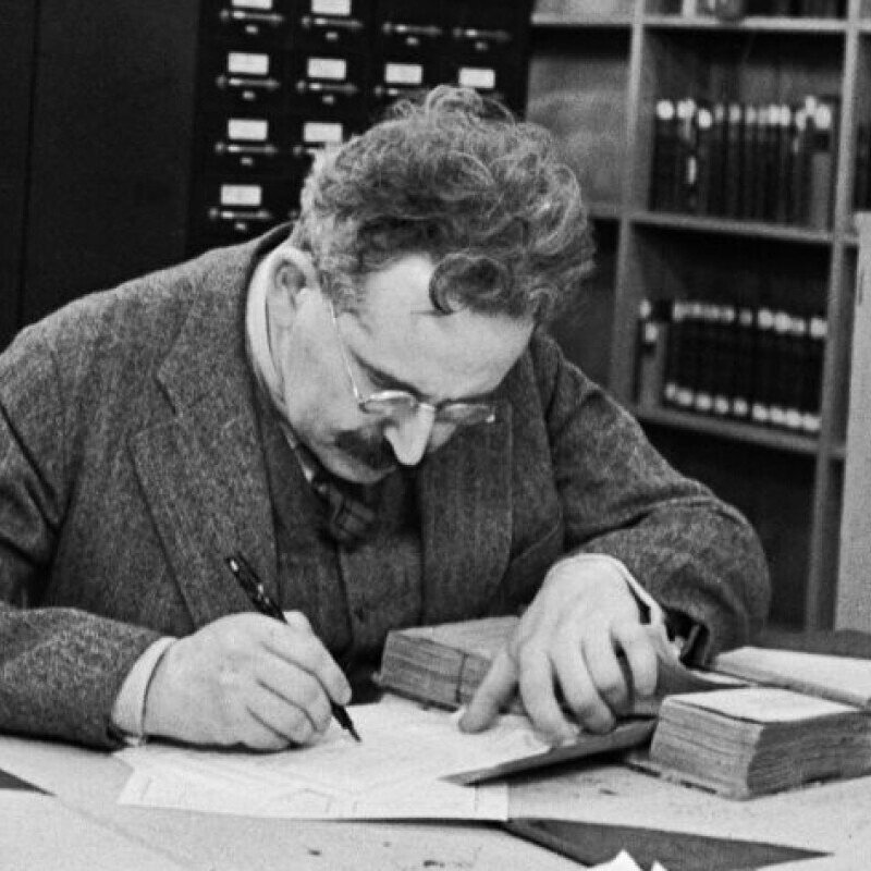 Walter Benjamin (1892 - 1940)