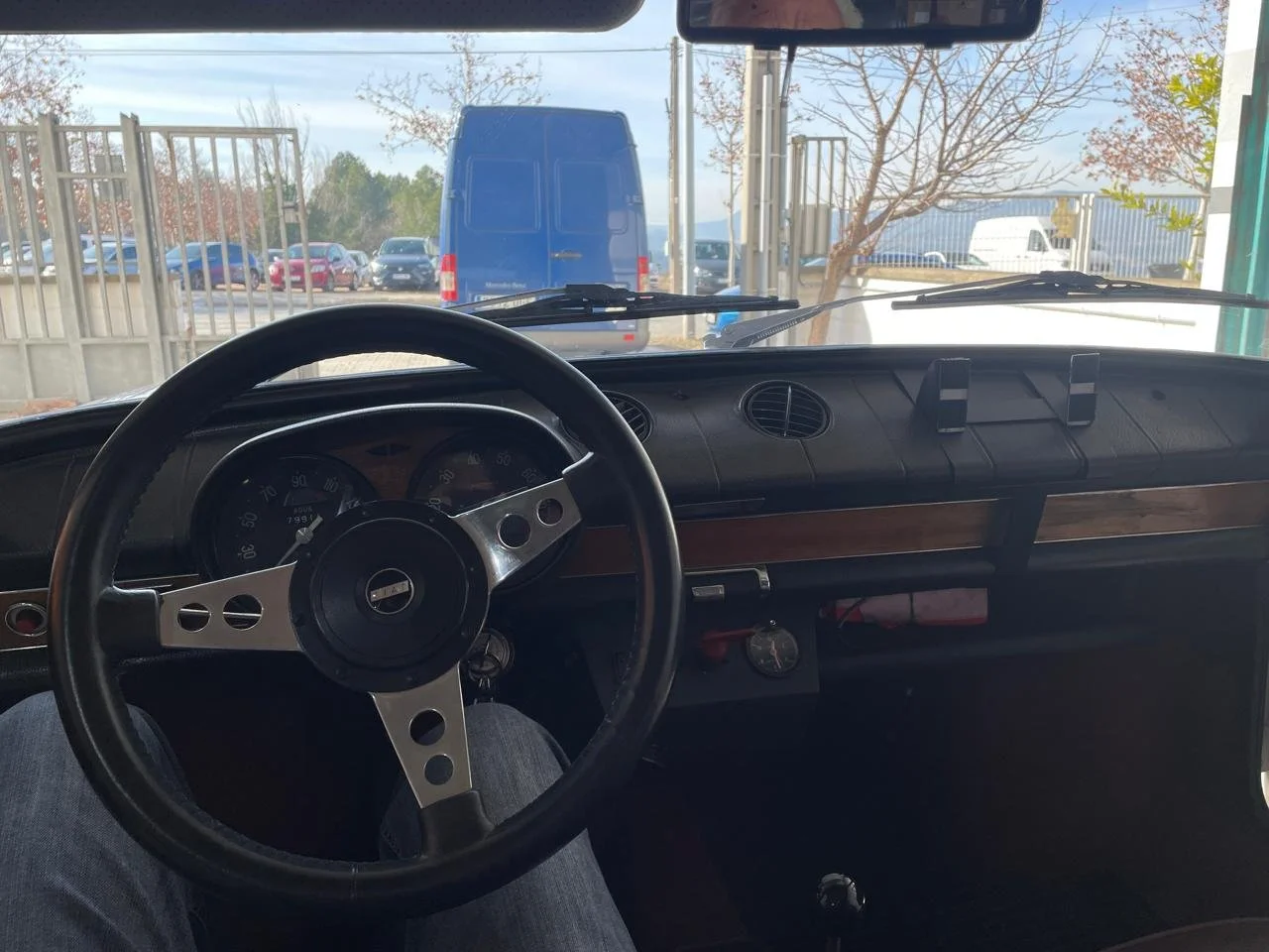 Seat-850-sport-coupe7.jpeg
