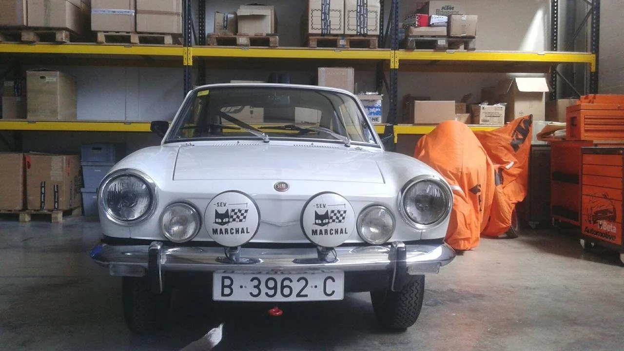 Seat-850-sport-coupe3.jpeg