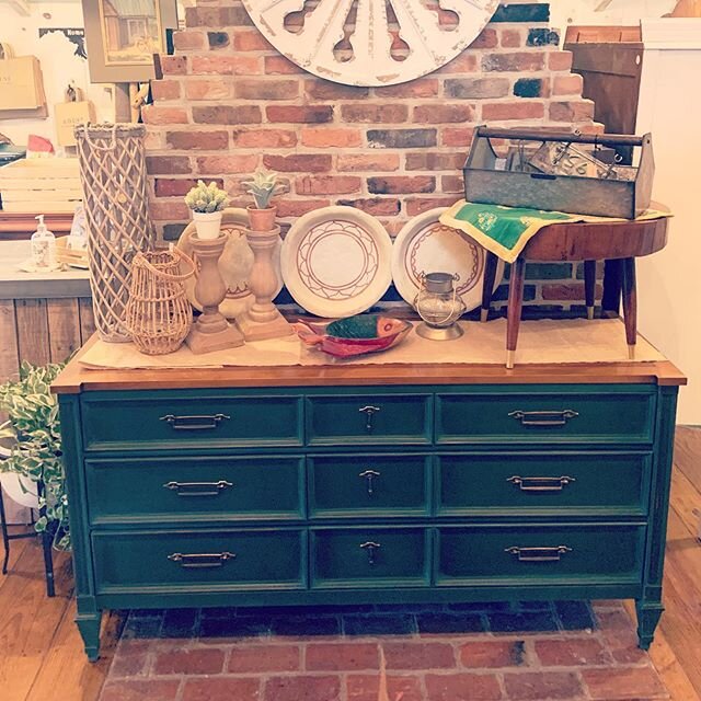 ✨All finished &amp; looking oh so good😍This beaut is definitely one our favorite pieces we&rsquo;ve completed. The wood top looks sharp with this Amsterdam Green bottom. Love love love!! Price $595. Open 11-5 today. #HouseBerlin #anniesloan #anniesl