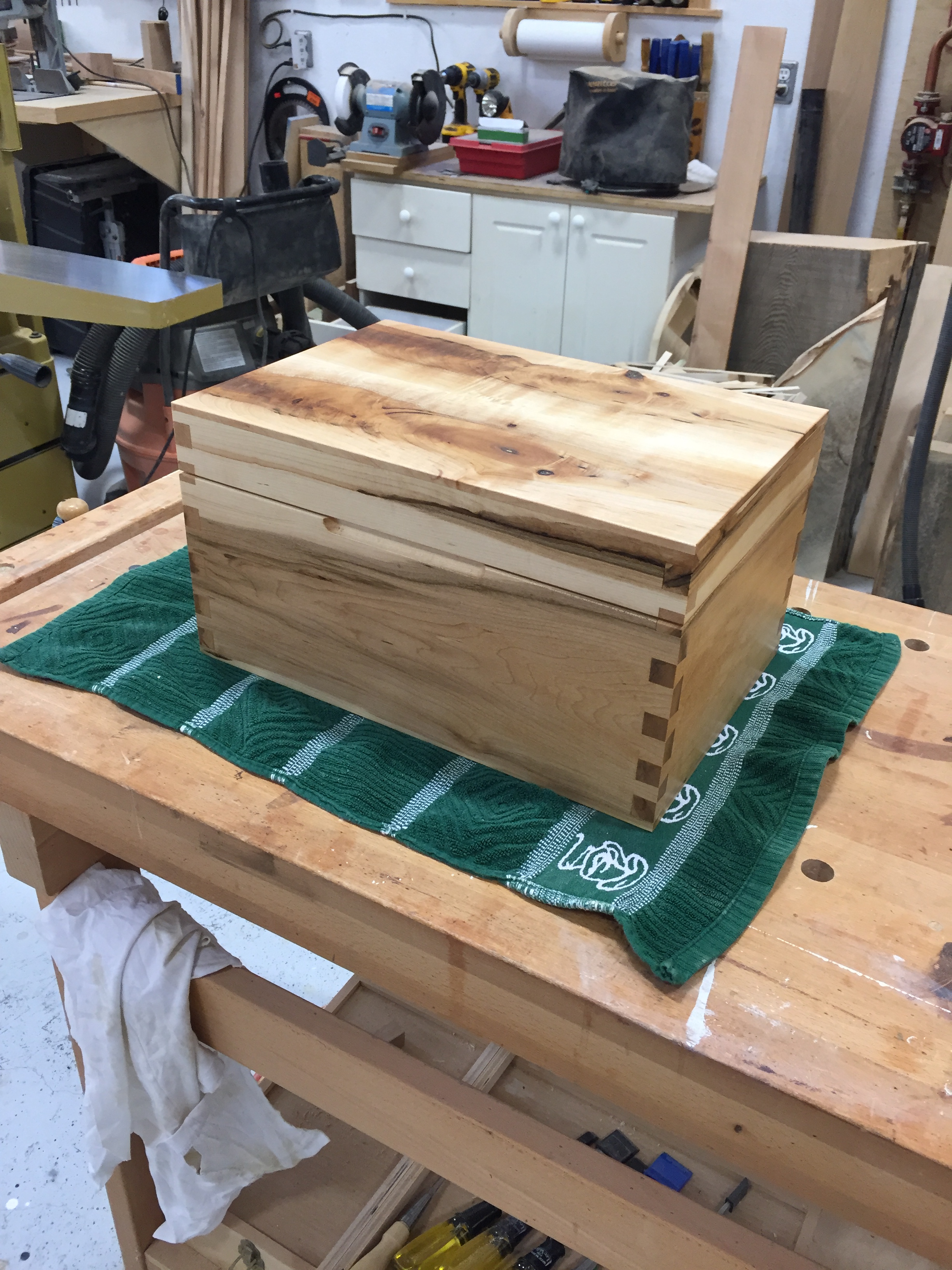 mcphee_dovetailed_box.jpg