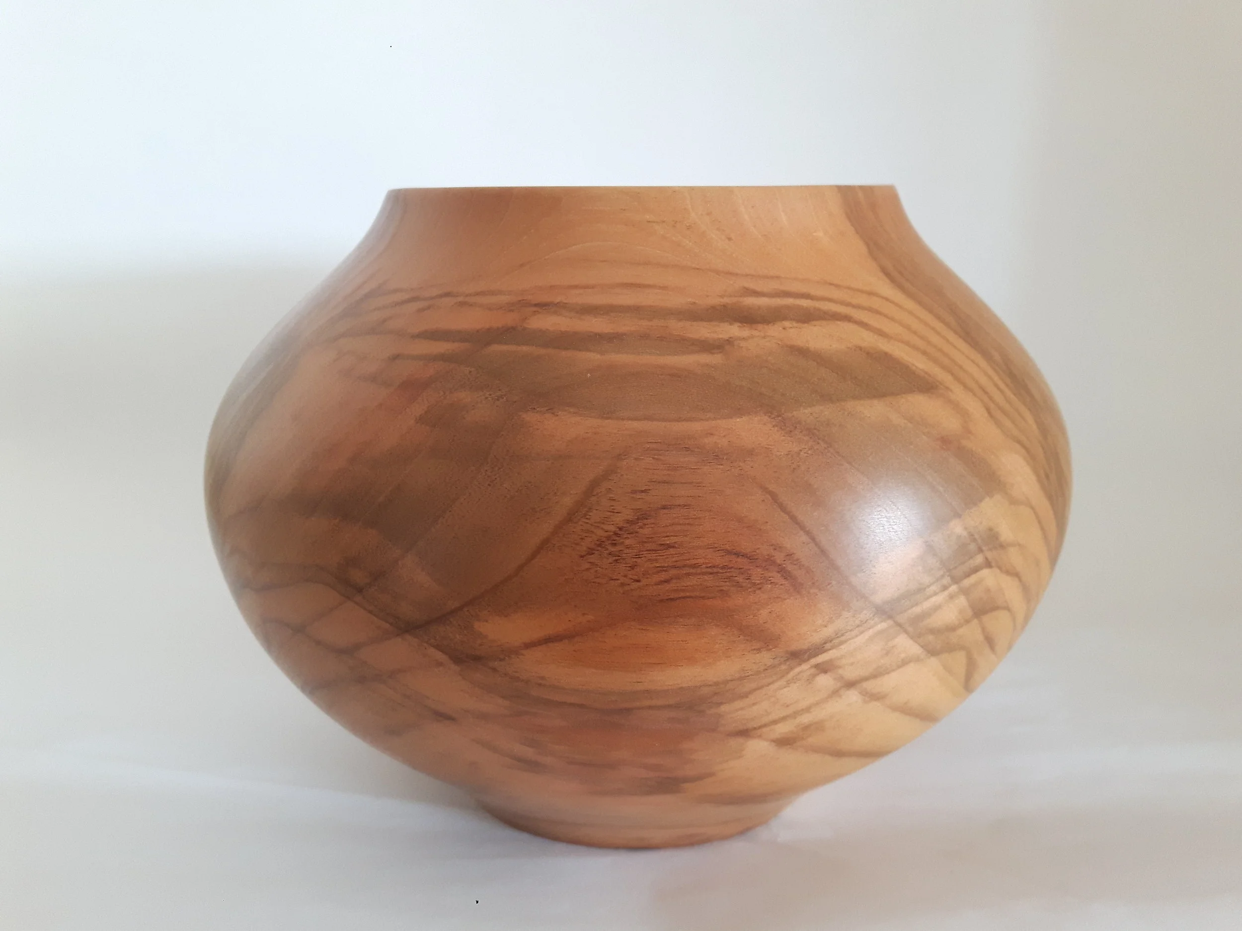 8" Rowan Hollow Form