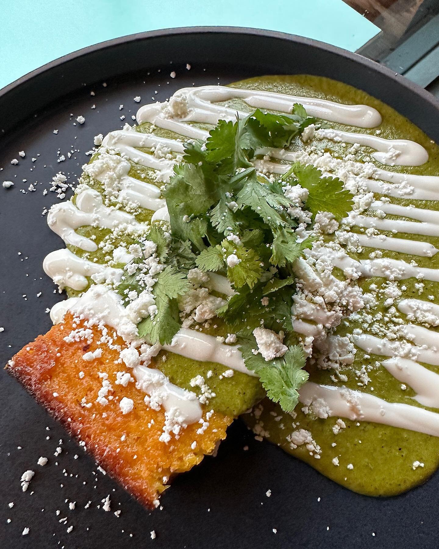 Craving pan de elote? Don't miss out on our brunch this weekend! Enjoy the flavours of Mexican cornbread while enjoying a delightful morning. See you soon! 

Brunch available at Mount Pleasant, 2450 Yukon St. &amp; @the.amazing.brentwood mall.

#itsn