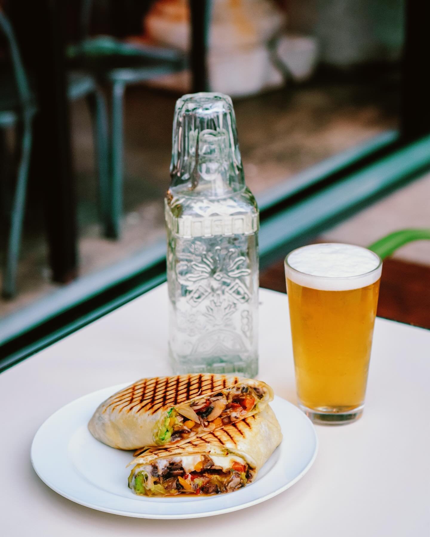 ⚫ 🔴 🟡  VEGGIE BURRITO: Saut&eacute;ed mushrooms and bell peppers, onions, ajillo oil, refried beans, guacamole, and cheese. 

Come and try it now! Available at Brentwood, Yukon, and Hastings.

#cambievillage #theamazingbrentwood #gastown #lataqueri