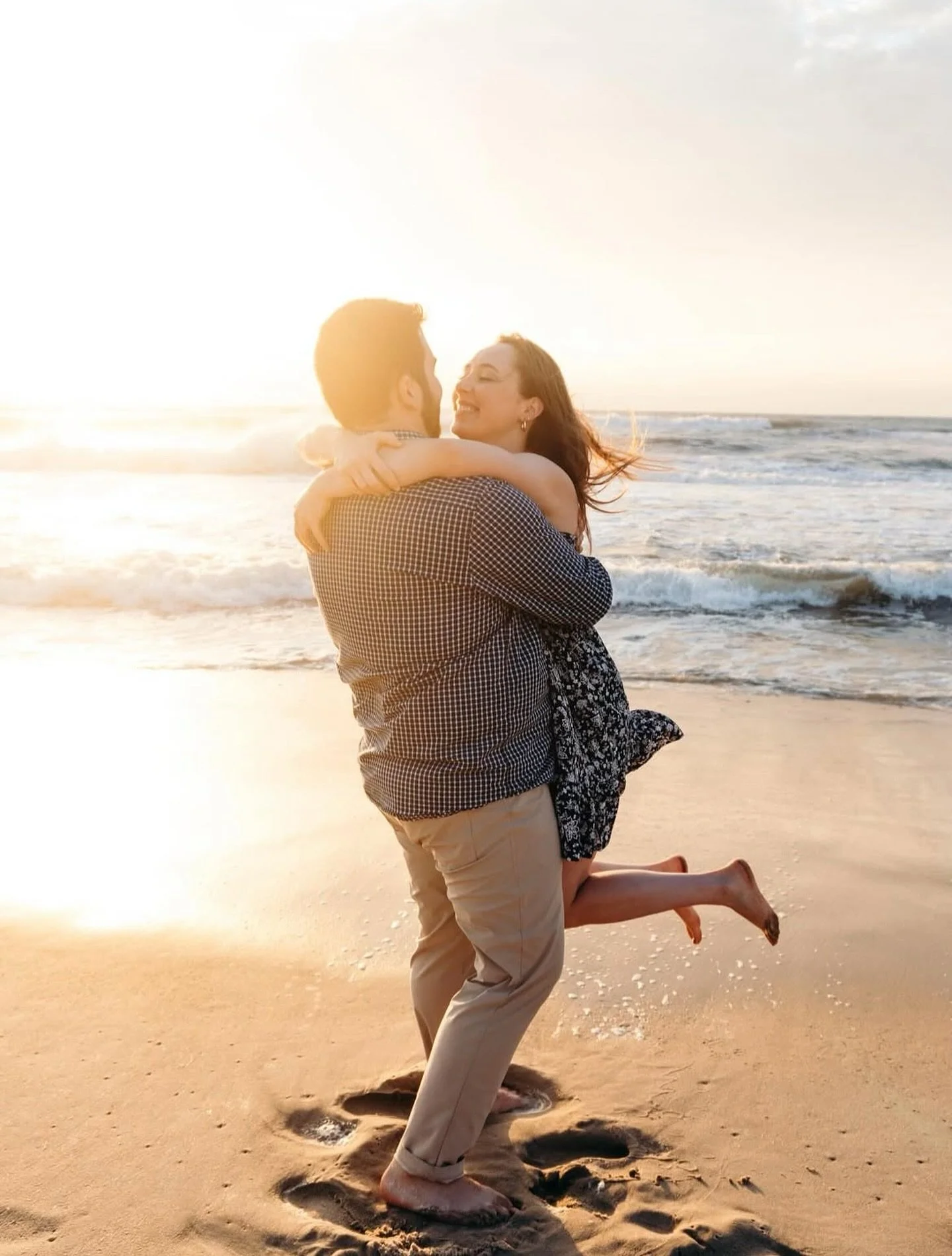 Less than a month until class of 2021 alum Josh Mauersberg marries his sweet fianc&eacute;e Karlie. Congratulations to you both! 🥂(And this photo is 🤩)