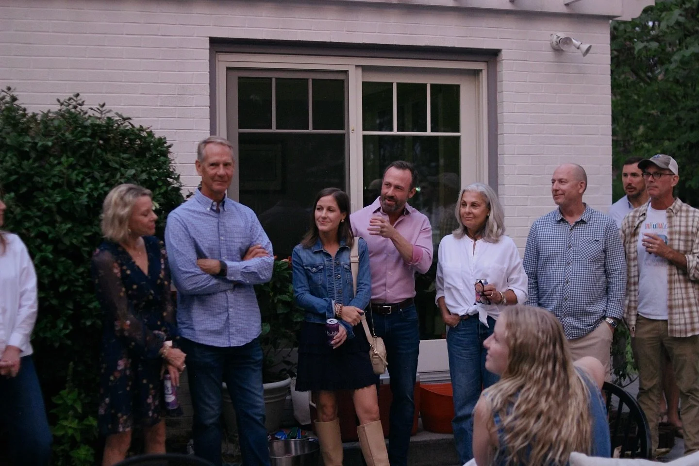Welcome dinner moments ✨
Employers, mentors, church leaders, and staff gathered over a meal to meet our new
class and pray over them as they enter this exciting new season of life. It was also great to welcome many new mentors into the fold!