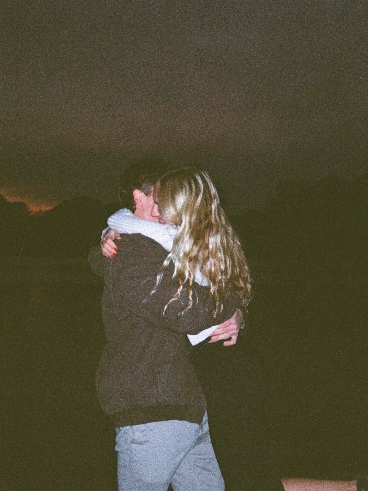 Will is marrying Ellie 💛

Congratulations to current fellow Ellie and her fianc&eacute; Will on their engagement! 👏

(The film and digital photos were so cute and couldn't pick just 1)