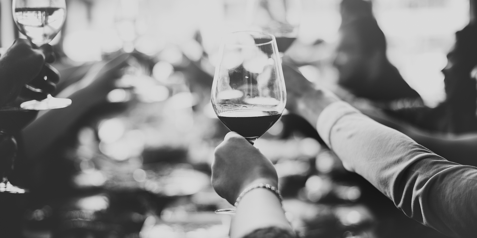 bigstock-Dinner-Dining-Wine-Cheers-Part-136219943.jpg