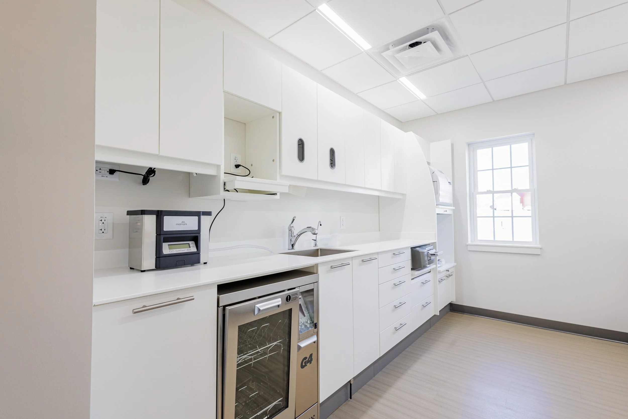LT Dental 03.08.24 4N2B3574.jpg