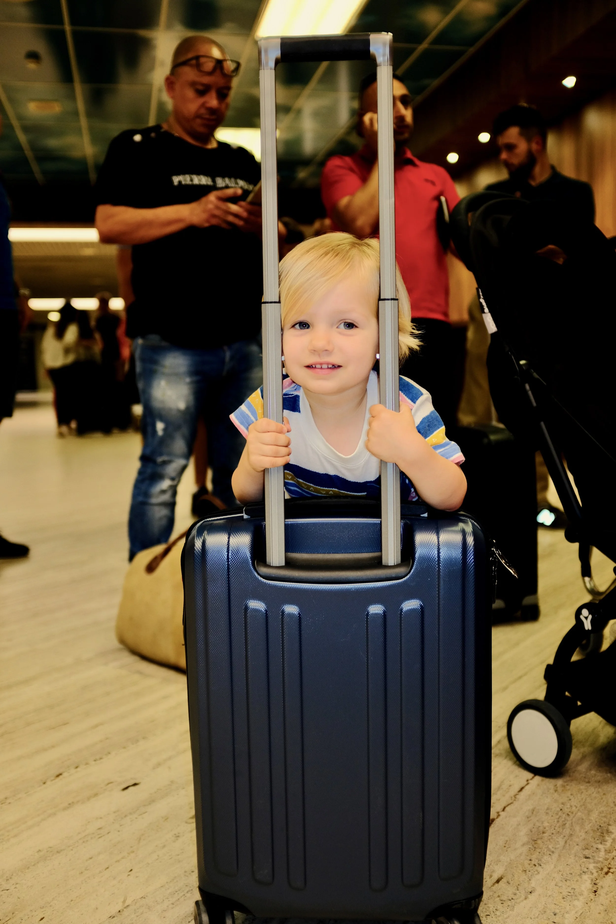 Flying with Kids – Tips and Tricks For a Smooth Flight