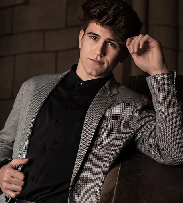 As GQ as it gets! 
So glad that @oleg.oleg.m came out to test his modeling chops with us! Dude is super slick and knows how to dress to impress, thanks big dawg, let's do it again!

#modelweekpittsburgh #mwpgh #modeling #malemodel #portrait_vision #p