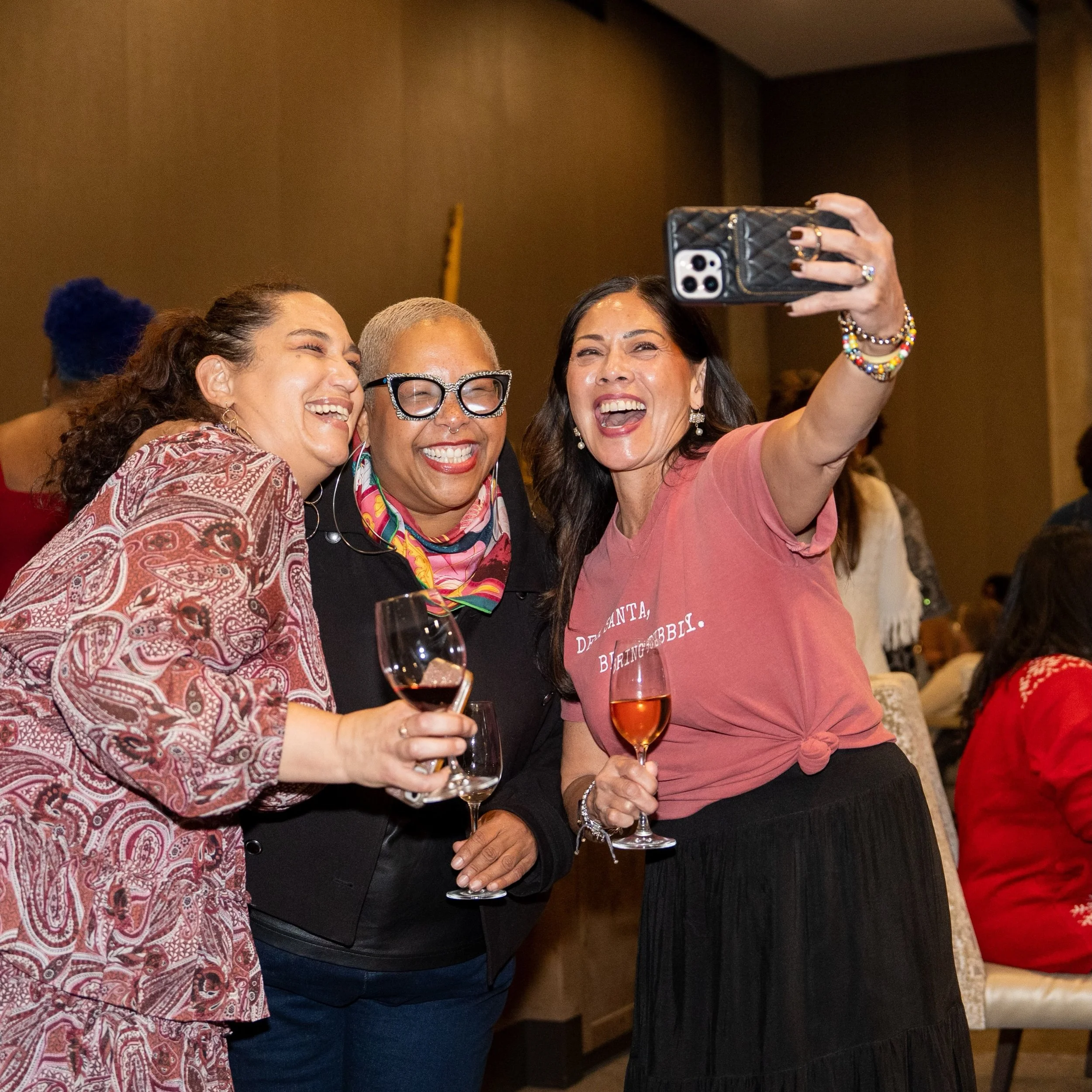 Proof that the best part of the wine industry is the people in it✨!

Tag the friends who always keep your glass full and your spirits high🤍

#Batonnage #Mentorship #WomenInWine